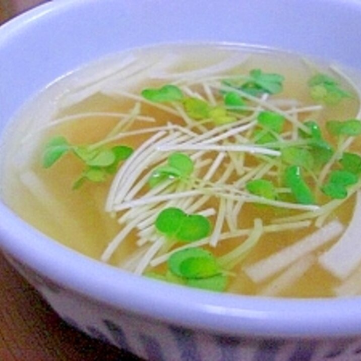 玉ねぎとハムのスープ